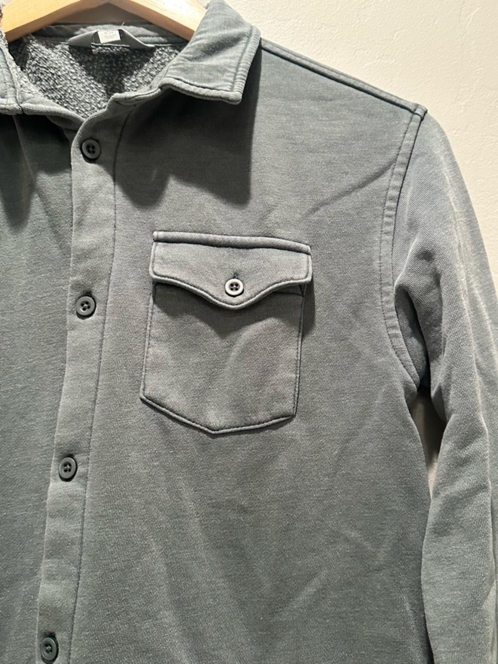 Bixby‎ Nomad Sage Green Knit Button Up Soft Casual Shirt Youth Medium - Picture 2 of 6